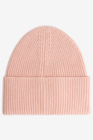 NIKKIE ROUND PATCH BEANIE