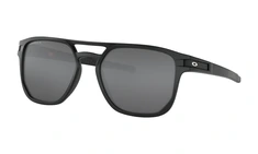 OAKLEY LATCH BETA